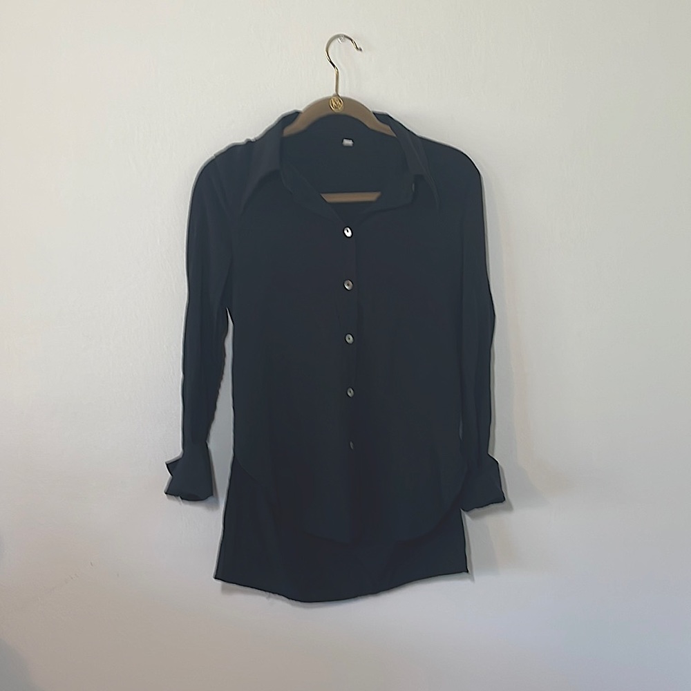black button down shirt size small